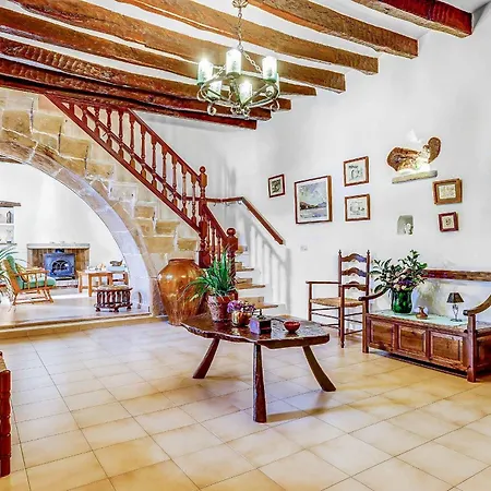 Oliva Villa *